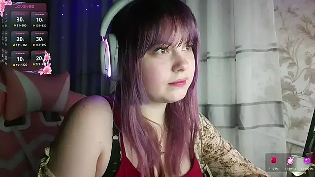 Snapshot of KristiBloom chatting on 03-01-26, 08:44 KristiBloom online show from 03-01-26, 08:44