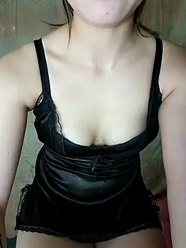 Snapshot of LylyCii6969 chatting on 10-11-25, 03:17 LylyCii6969 online show from 10-11-25, 03:17