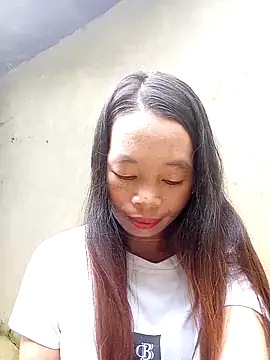 Snapshot of chieu_xinh chatting on 10-06-25, 03:37 chieu xinh online show from 10-06-25, 03:37