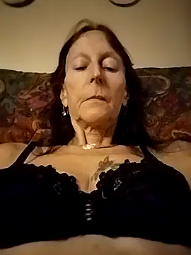 Snapshot of Spicylady1234 chatting on 11-27-25, 01:07 Spicylady1234 online show from 11-27-25, 01:07