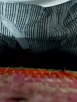 Snapshot of Sexdriver21 chatting on 01-18-26, 05:28 Sexdriver21 online show from 01-18-26, 05:28