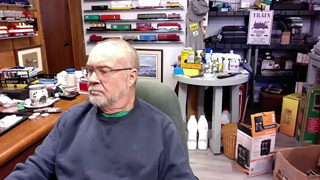 Snapshot of Jcaspen chatting on 02-10-26, 03:05 Jcaspen online show from 02-10-26, 03:05