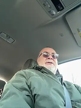 Snapshot of Jcaspen chatting on 02-13-26, 01:29 Jcaspen online show from 02-13-26, 01:29