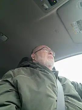 Snapshot of Jcaspen chatting on 02-22-26, 12:58 Jcaspen online show from 02-22-26, 12:58