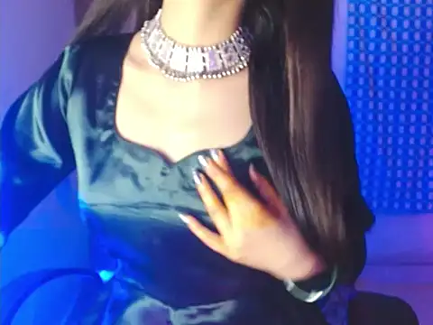 Roiseeee online show from 02-15-26, 05:37