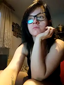 Snapshot of Lenalove02 chatting on 10-30-25, 09:22 Lenalove02 online show from 10-30-25, 09:22