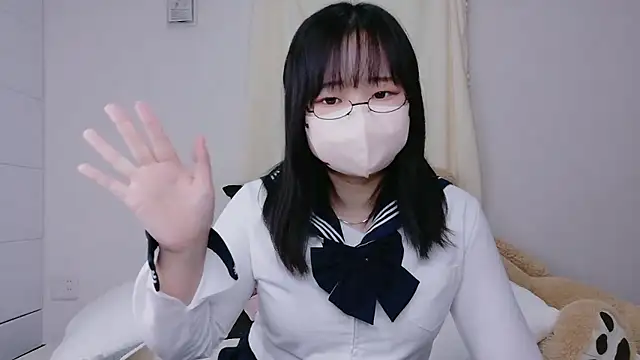 Nagi 25 online show from 10-19-25, 06:36