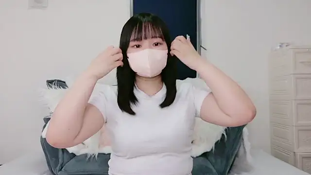 Nagi 25 online show from 10-25-25, 06:21