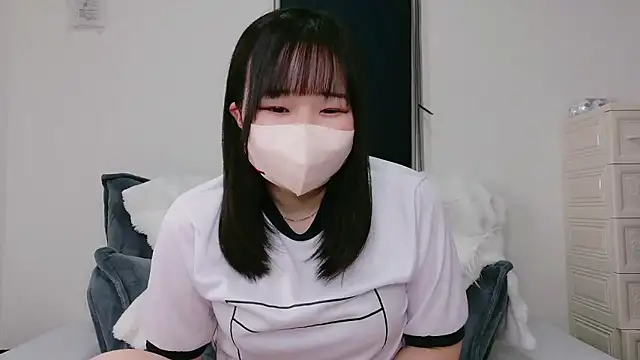 Nagi 25 online show from 10-27-25, 08:18