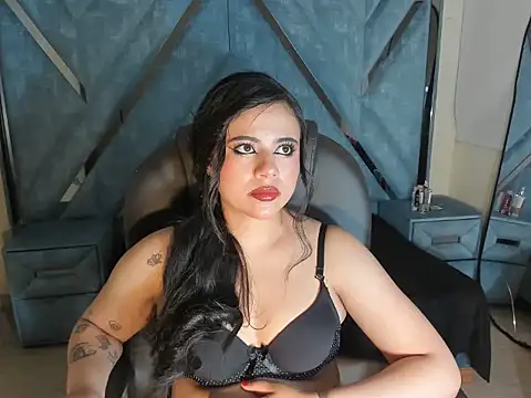 Snapshot of Cleosex01 chatting on 10-27-25, 03:54 Cleosex01 online show from 10-27-25, 03:54