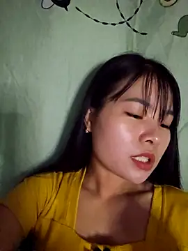 Snapshot of Mylove-here chatting on 10-16-25, 02:01 Mylove-here online show from 10-16-25, 02:01