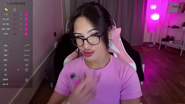 ShayLisse online show from 11-30-25, 04:38