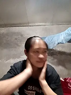 Young vietnamese online show from 10-20-25, 05:30