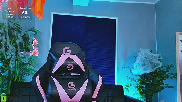 Snapshot of KaiaPearl chatting on 10-31-25, 04:35 KaiaPearl online show from 10-31-25, 04:35