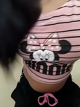 Snapshot of anshika0124 chatting on 10-13-25, 04:45 anshika0124 online show from 10-13-25, 04:45