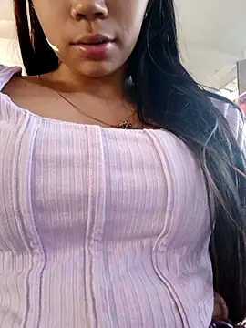 Ammyy Wood  online show from 10-12-25, 10:09