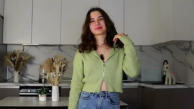 AmmieGerber online show from 10-11-25, 01:16