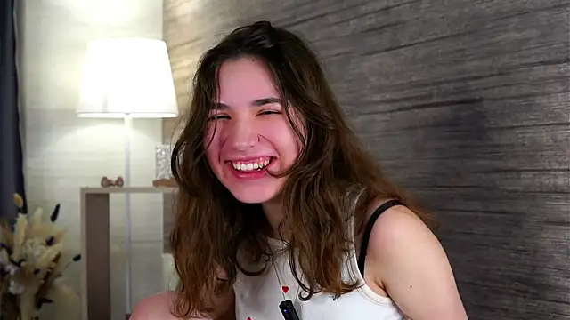 AmmieGerber online show from 10-16-25, 01:17