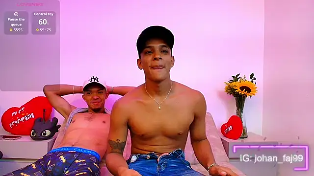 Snapshot of thomas_elg chatting on 10-15-25, 04:23 thomas elg online show from 10-15-25, 04:23