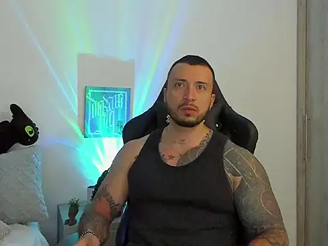 Dave-Max01 online show from 10-26-25, 02:17