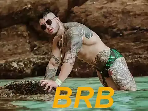 Dave-Max01 online show from 11-17-25, 02:34