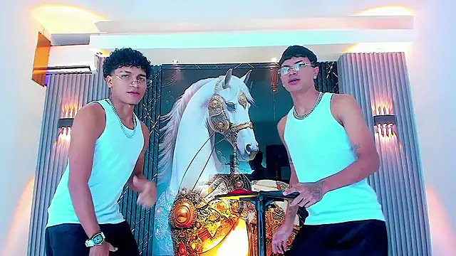 Snapshot of _Gods_of_Olympus_ chatting on 10-23-25, 04:01 Gods of Olympus online show from 10-23-25, 04:01