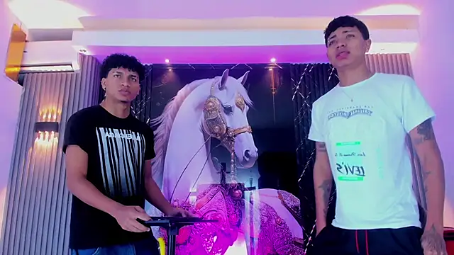 Snapshot of _Gods_of_Olympus_ chatting on 12-14-25, 04:29 Gods of Olympus online show from 12-14-25, 04:29