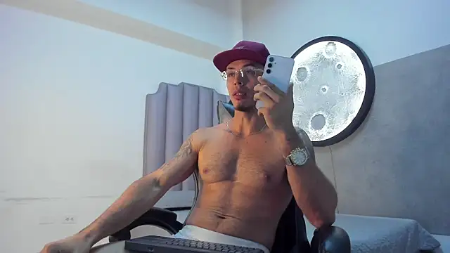 Rurik Jones online show from 11-20-25, 12:16