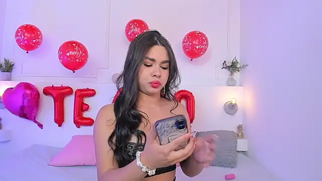 TianaGlow44 online show from 02-14-26, 12:24