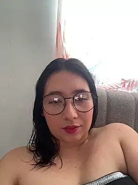 Snapshot of Dulce-1234 chatting on 10-22-25, 09:47 Dulce-1234 online show from 10-22-25, 09:47