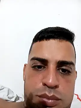 Snapshot of ErotikSoul chatting on 11-02-25, 04:37 ErotikSoul online show from 11-02-25, 04:37