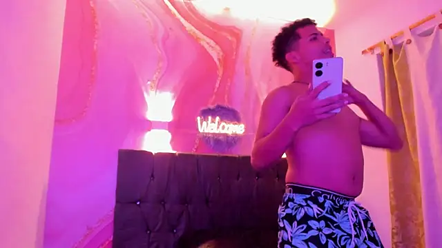 Raphael LatinBoy online show from 10-12-25, 03:27