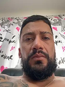 Santiago hot19 online show from 10-27-25, 08:46