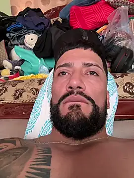 Santiago hot19 online show from 11-21-25, 05:55