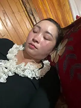 miemie-xx online show from 12-14-25, 05:13