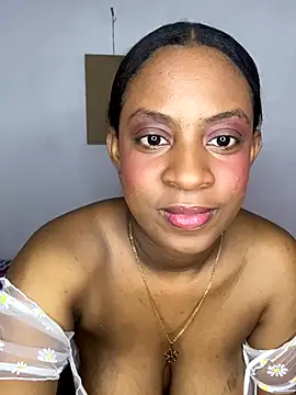 NahomyHart online show from 10-14-25, 05:19