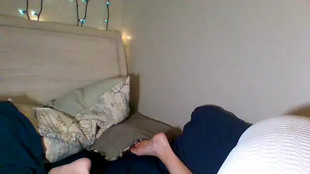 easy briezy online show from 10-08-25, 02:09