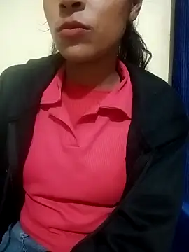 Snapshot of Mahi677 chatting on 12-02-25, 03:45 Mahi677 online show from 12-02-25, 03:45