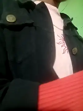 Snapshot of Mahi677 chatting on 12-04-25, 03:38 Mahi677 online show from 12-04-25, 03:38