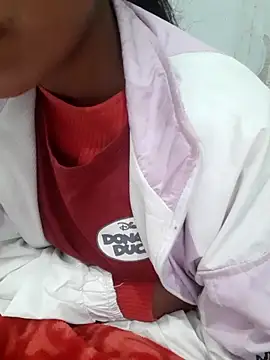 Snapshot of Mahi677 chatting on 01-07-26, 04:59 Mahi677 online show from 01-07-26, 04:59