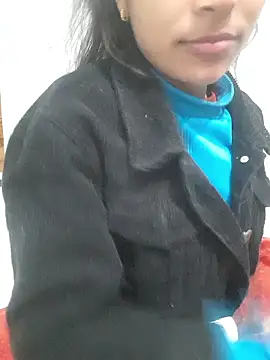 Snapshot of Mahi677 chatting on 01-15-26, 04:39 Mahi677 online show from 01-15-26, 04:39