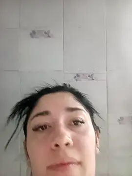 AbbyLewiis online show from 10-31-25, 11:11