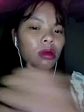 hello-cute online show from 10-16-25, 03:35