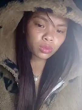 hello-cute online show from 11-11-25, 05:57