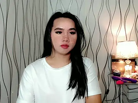 im ursweetheart online show from 10-10-25, 03:33