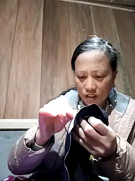 jerry-xx online show from 11-27-25, 07:38