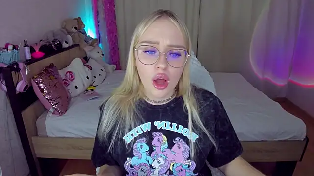 CeaneLino online show from 10-18-25, 07:36