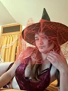 Snapshot of Nika_aa chatting on 11-01-25, 09:44 Nika aa online show from 11-01-25, 09:44