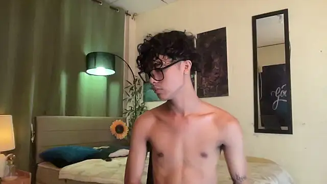 AsianCarl online show from 11-09-25, 03:32