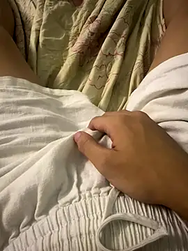 Snapshot of Showciu chatting on 10-10-25, 06:29 Showciu online show from 10-10-25, 06:29